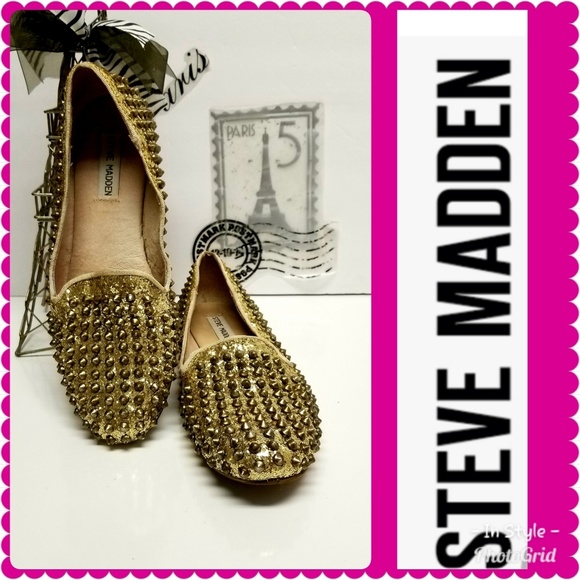 Steve Madden Shoes - Steve Madden  vintage Gold studly  flats